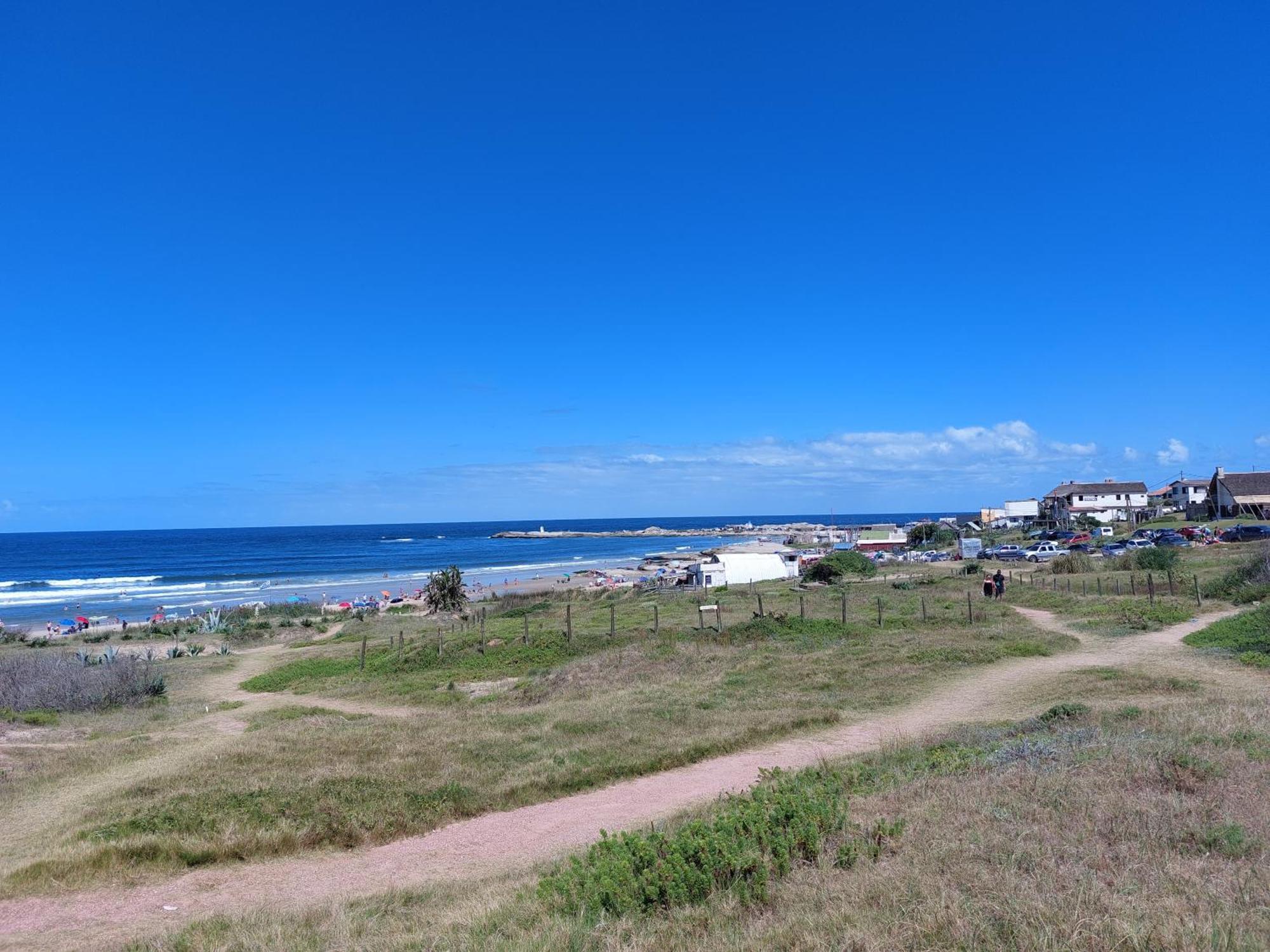 Casa Amarilla Con Jacuzzi Villa Punta del Diablo Exterior foto
