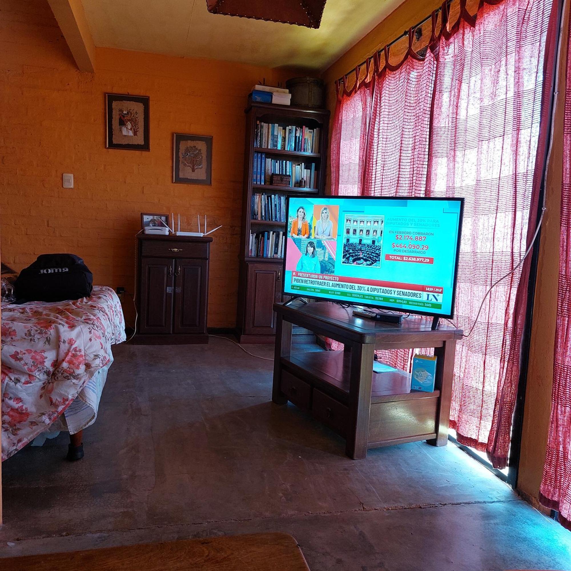 Casa Amarilla Con Jacuzzi Villa Punta del Diablo Exterior foto