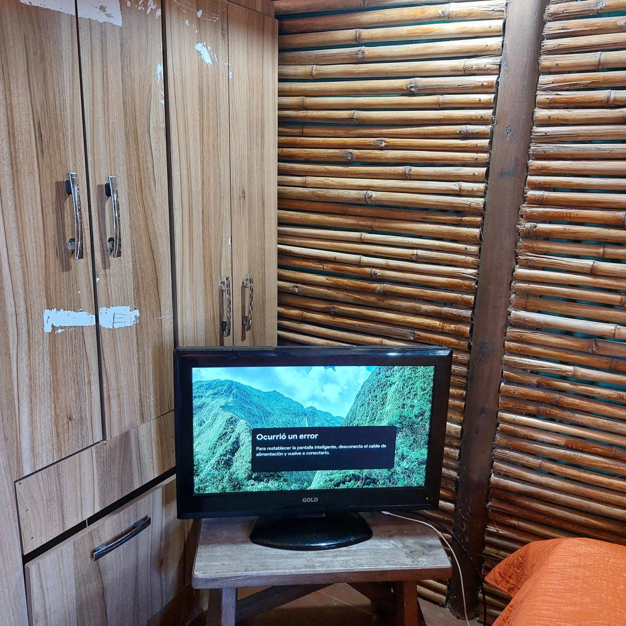 Casa Amarilla Con Jacuzzi Villa Punta del Diablo Exterior foto